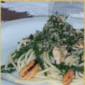 Spaghetti con cozze e salicornia fritta