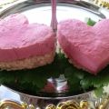 Antipasto ai formaggi e aringa a forma di cuore