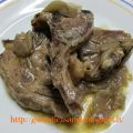 Agnello con cipolle