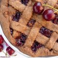PIE AL CACAO CON RIPIENO DI CILIEGIE