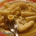 Tortiglioni in salsa d'uovo e spezie