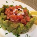 TARTARE DI AVOCADO E SALMONE FRESCO