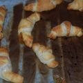 Cornetti di pasta sfoglia alla marmellata (o[...]