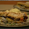 Crostata di pesca in crumble di nocciole