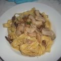 TAGLIATELLE AI FUNGHI PORCINI