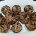 FUNGHI RIPIENI AL FORNO
