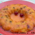 Budino di pane con ciliegie e uva passa/ Budin[...]