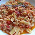 Mezze penne risottate con ricciola, peperoni e[...]