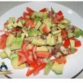 INSALATA DI AVOCADO E SGOMBRO