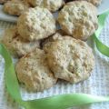 Biscotti agli albumi e frutta secca