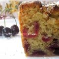 Cake morbido alle ciliegie e mandorle