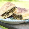 La pizza di scarole in padella, ricetta[...]