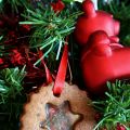 Biscotti vetrati per l'albero di Natale