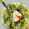 Insalata di uova in camicia pane e pancetta