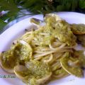 Spaghetti con vongole in crema di broccoli