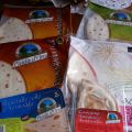 Piadine, tavola imbandita e maionese senza uova.