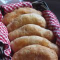 Pizza fritta con la ricotta