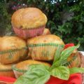 Muffins al formaggio e basilico