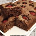 Torta al cacao e fragole