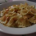 FARFALLE AL SALMONE