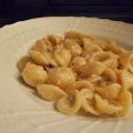 Orecchiette al sugo di noci, benvenuto Autunno!