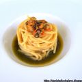 Spaghetti rigati con sugo di cozze e pesto[...]