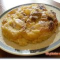 Cake with apples in pan
