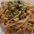 Spaghetti integrali con tofu affumicato