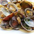 Spaghetti con le vongole al limone