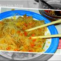 Spaghetti cinesi (con salsa vietnamita)