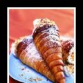 CANNONCINI DI SFOGLIA ALLA PANNA (clicca e[...]