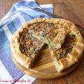 Torta rustica di cavolfiore, foglie di carote e[...]