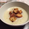 Crema di topinambur con crostini speziati