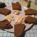 PANE DI SEGALE E FORMAGGIO