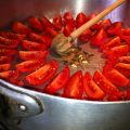 Pomodori confit e vin brulè