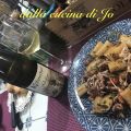 Mezze maniche con ciuffi di calamari e pomodori[...]