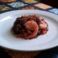 Riso venere con gamberi, salmone e carote