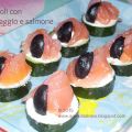 Tartine di cetrioli con formaggio e salmone /[...]