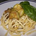 SPAGHETTI CON ZUCCHINE