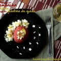 Arroz con remolacha, endivia y dados de quesos
