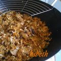 Tofu saltato nel wok con verdure e salsa di soia