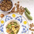Orecchiette di grano arso con zucchine, gamberi[...]