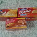 Cheesecake con base di biscotti Mc Vities.