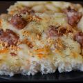 Focaccia con salsiccia e nocciole