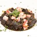 LUI: Tagliatelle al nero di seppia con sugo di[...]