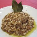 Minestra antica di orzo e lenticchie.