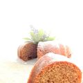 Torta con farina integrale alle nocciole e caffè