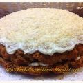 Torta americana con carote, mandorle e cannella