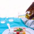 Un cubo di frutta e feta ed un rompicapo