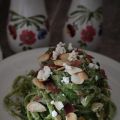 Linguine rigate con pesto di spinaci,[...]